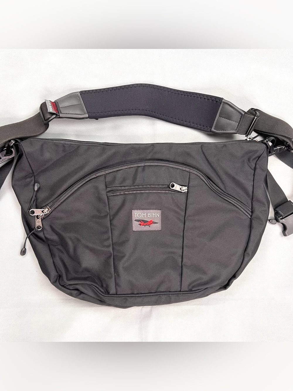 Tom Bihn Parental Unit Black Messenger With Shoulder Strap